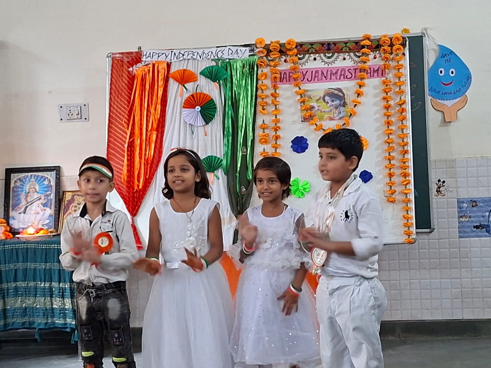 School Moment 18