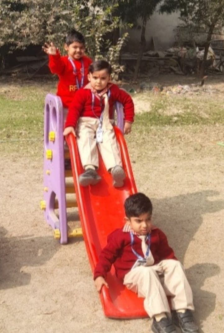 School Moment 43